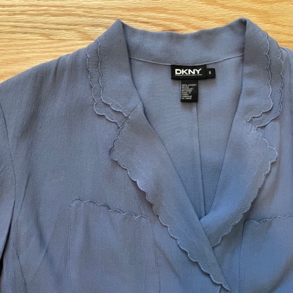 Vintage DKNY crepe blazer - Picture 3 of 4